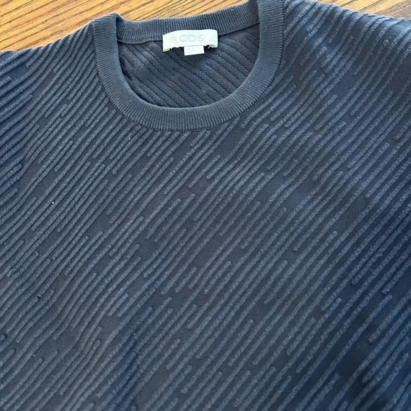 Men’s COS knit jersey - Picture 3 of 3